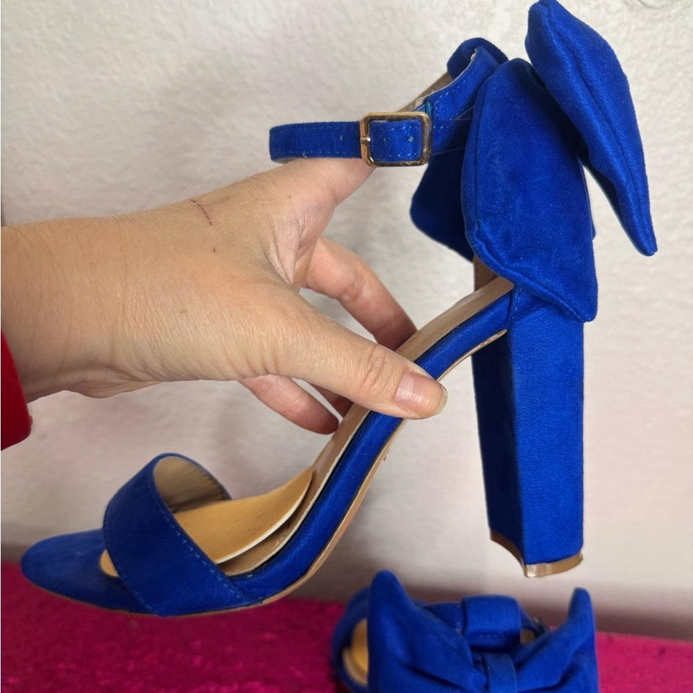 FASHION NOVA 💙 Royal Blue Suede Bow Ankle-Strap Block Heels (Women’s Size 8) - Picture 7 of 11